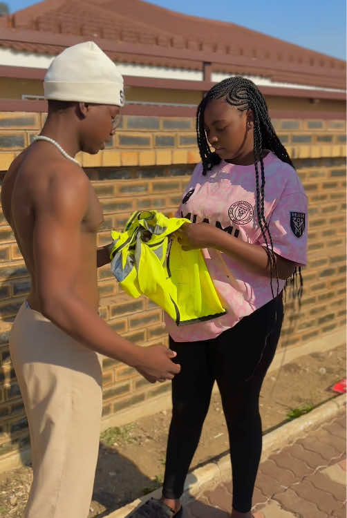 @Sky_Tha_Comedian