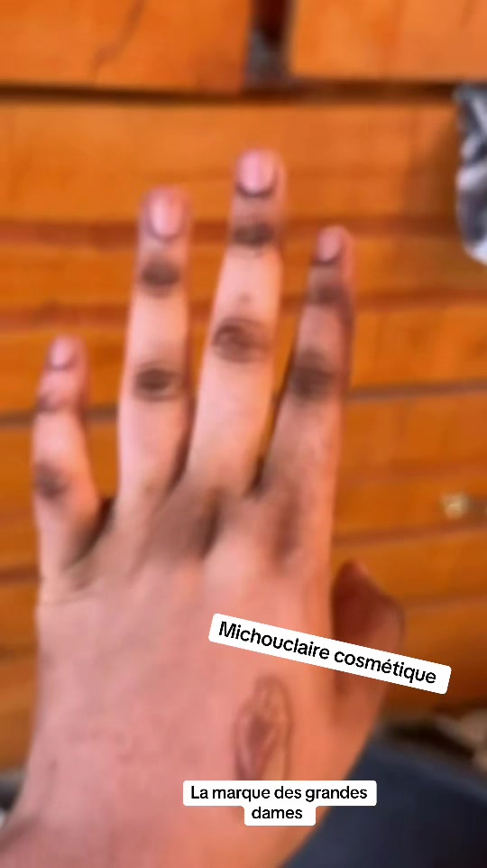 @blemanitiquimichouclair4