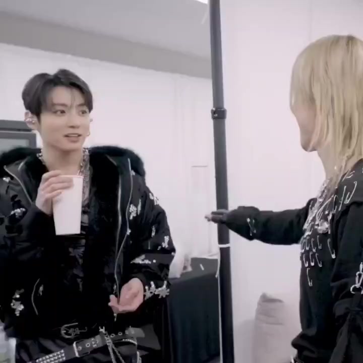 @JKโกJM