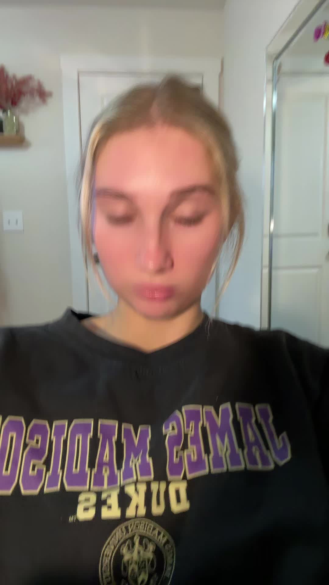 @Lindsey