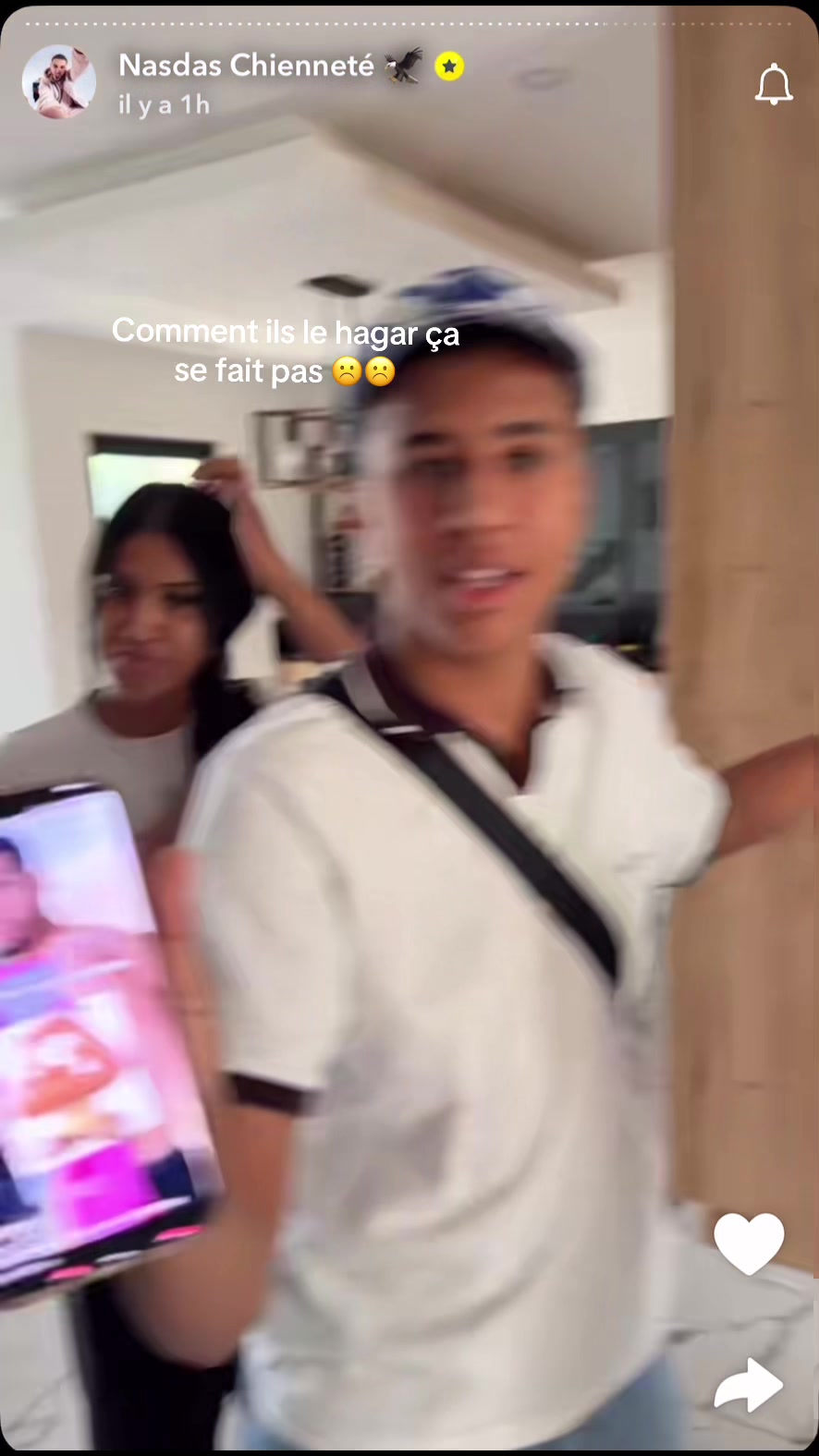 @P00VV_