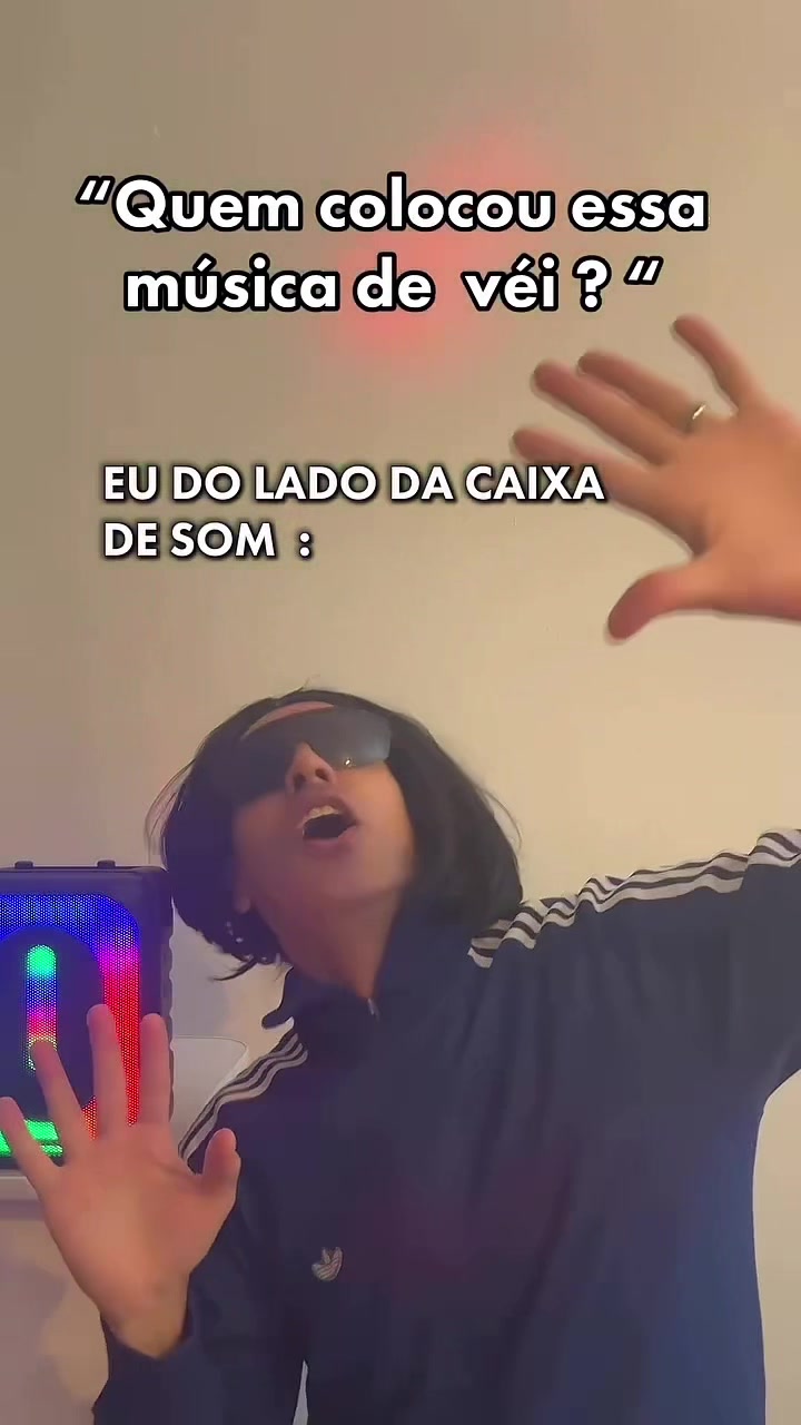 @J U L I O.B E CH E L L I