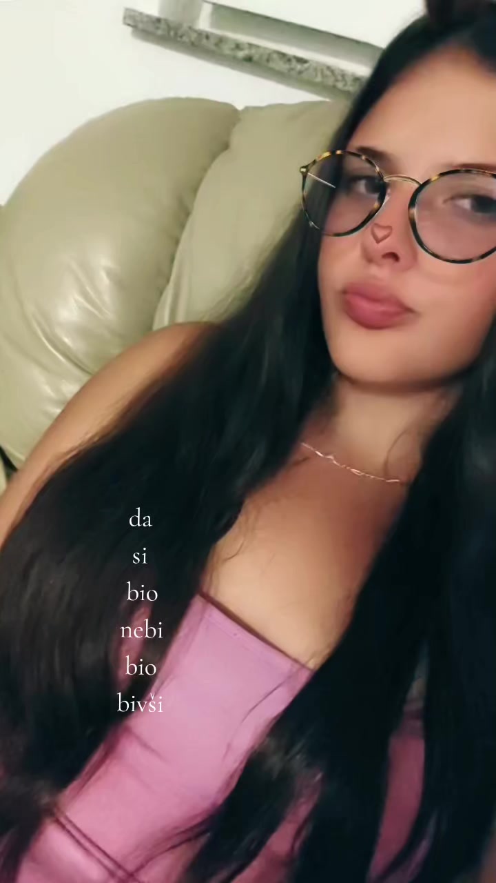 @Ediina🪫