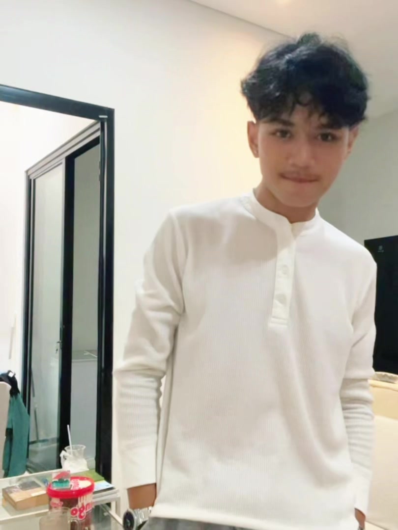 @RyzaPrmna