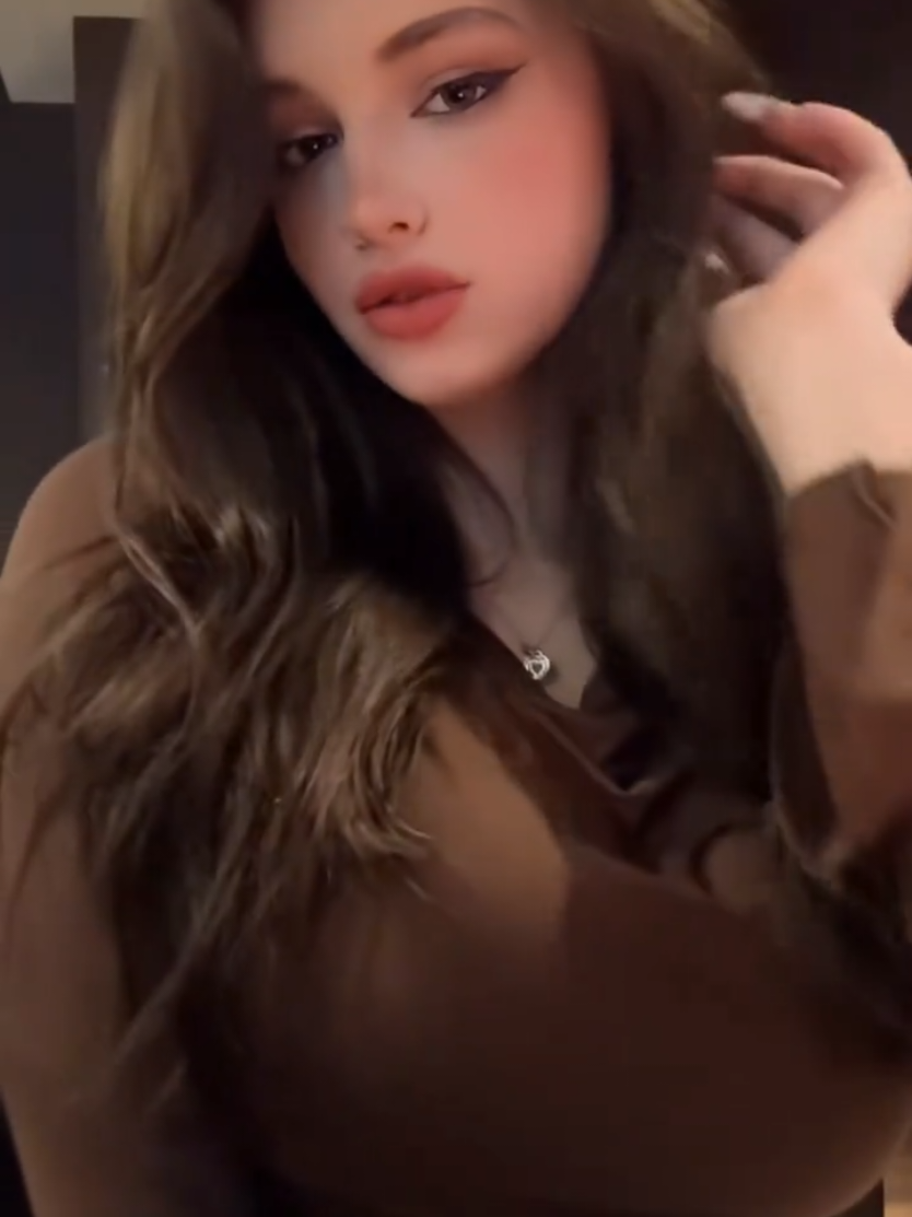 @AnnaWorld🍓