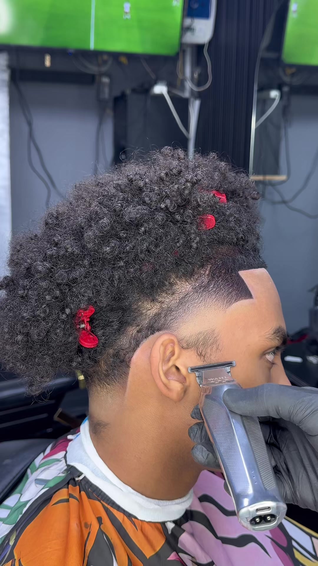 @๐โ๏ธ๐ธ๐ฉRasta Barber ๐ธ๐ฉโ๏ธ๐