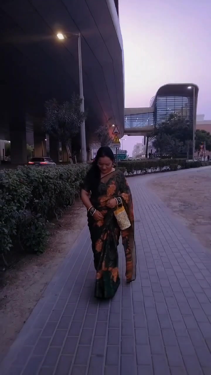 @santoshi🦋🦋