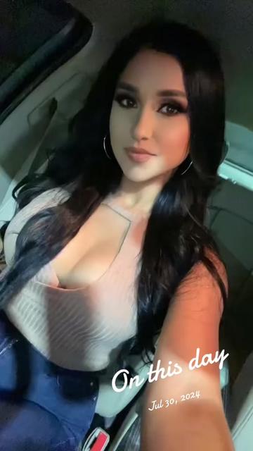 @Vicky💕