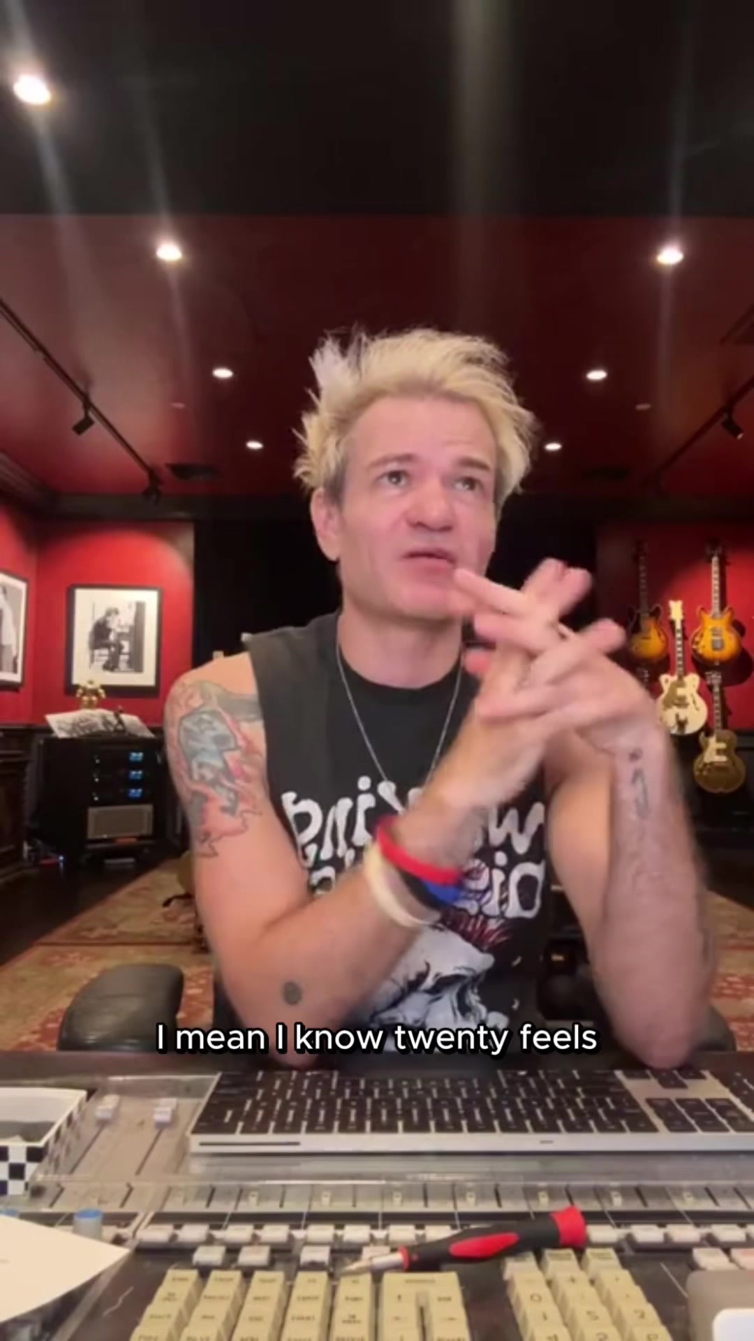 @Sum 41