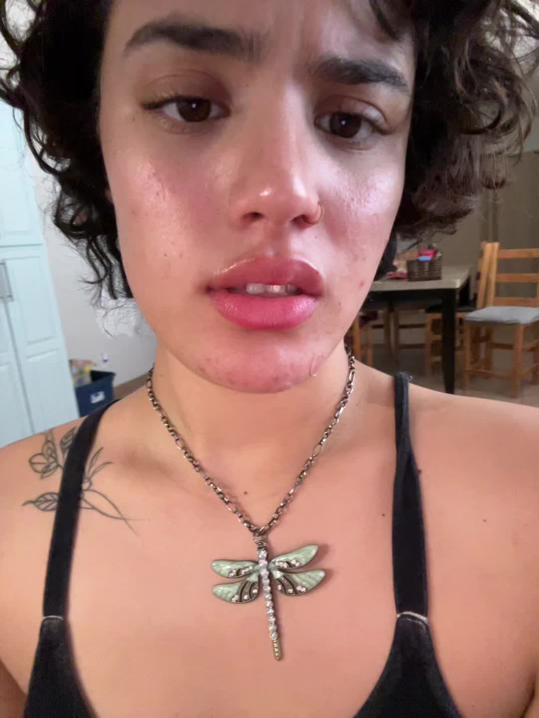 @Ana