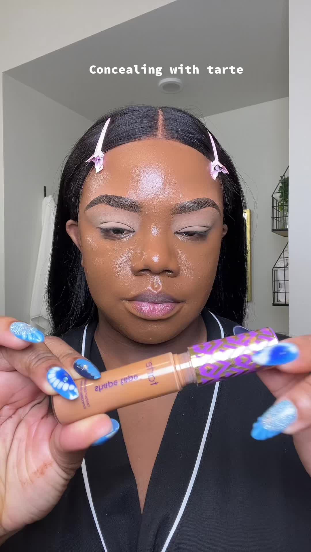 @shellybombshell