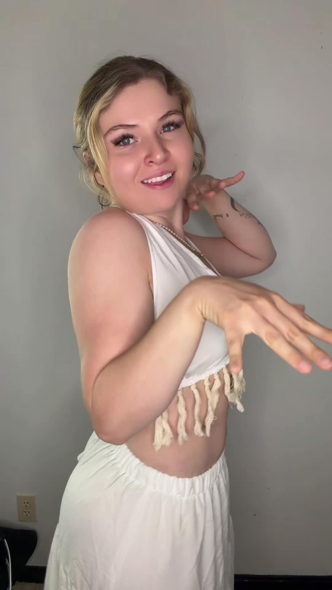 @Katelyn Marie✨