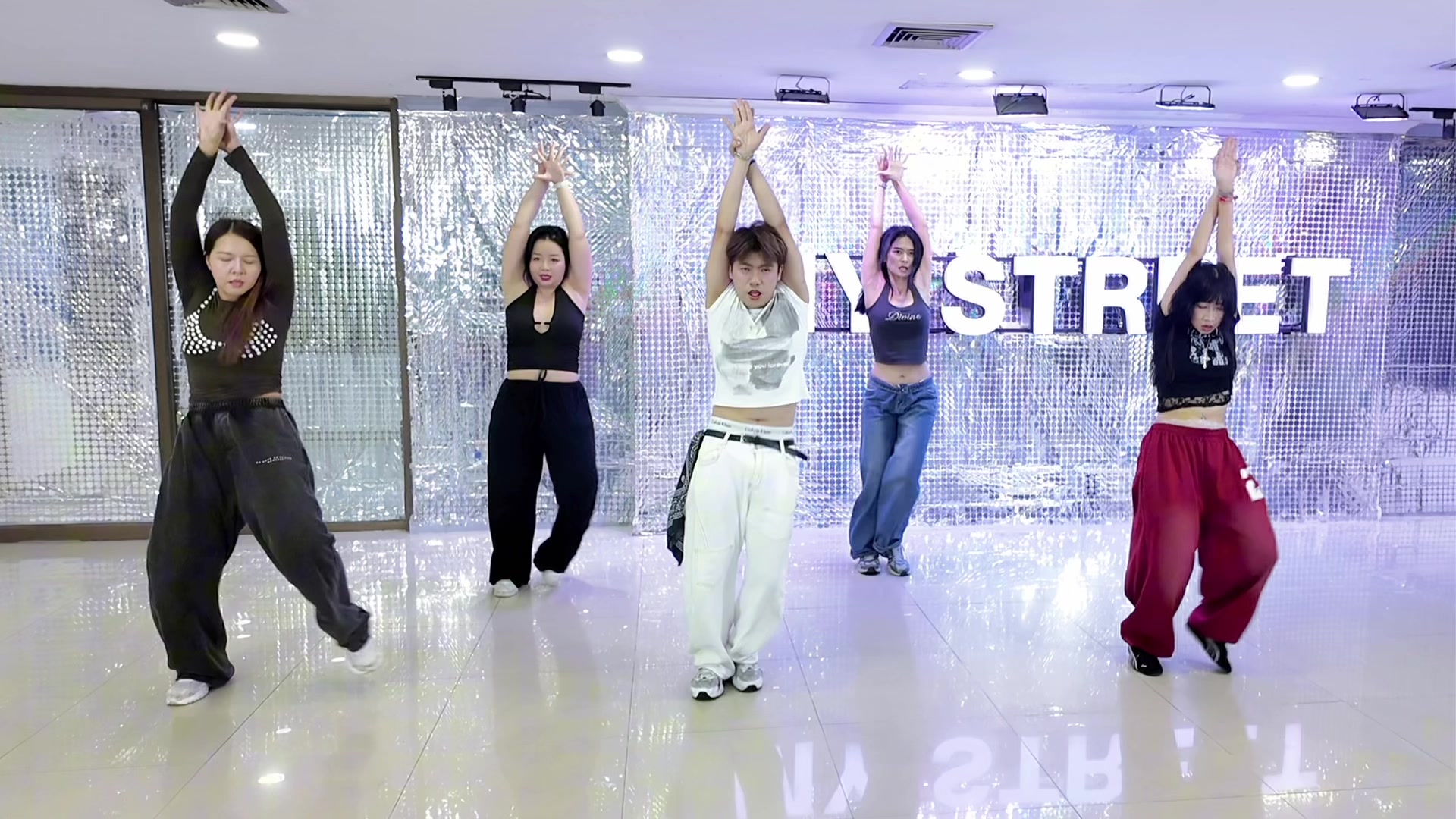 @MYSTREET STUDIO