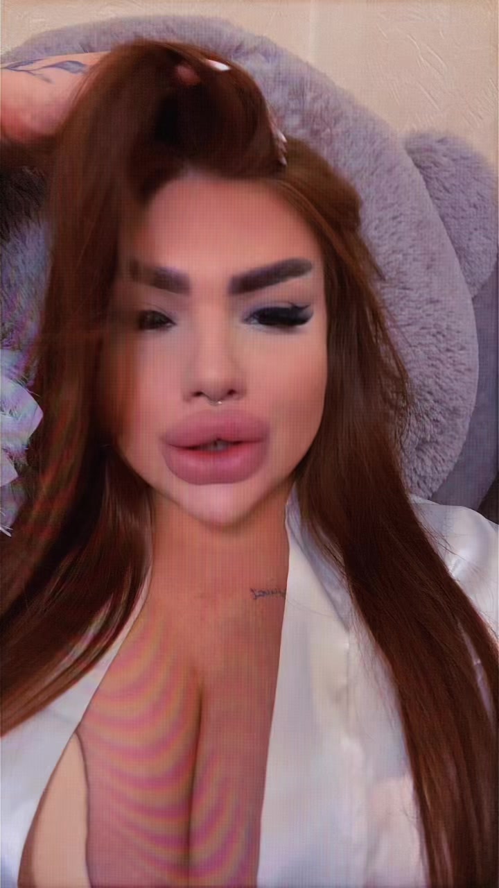 @Дарина 💋