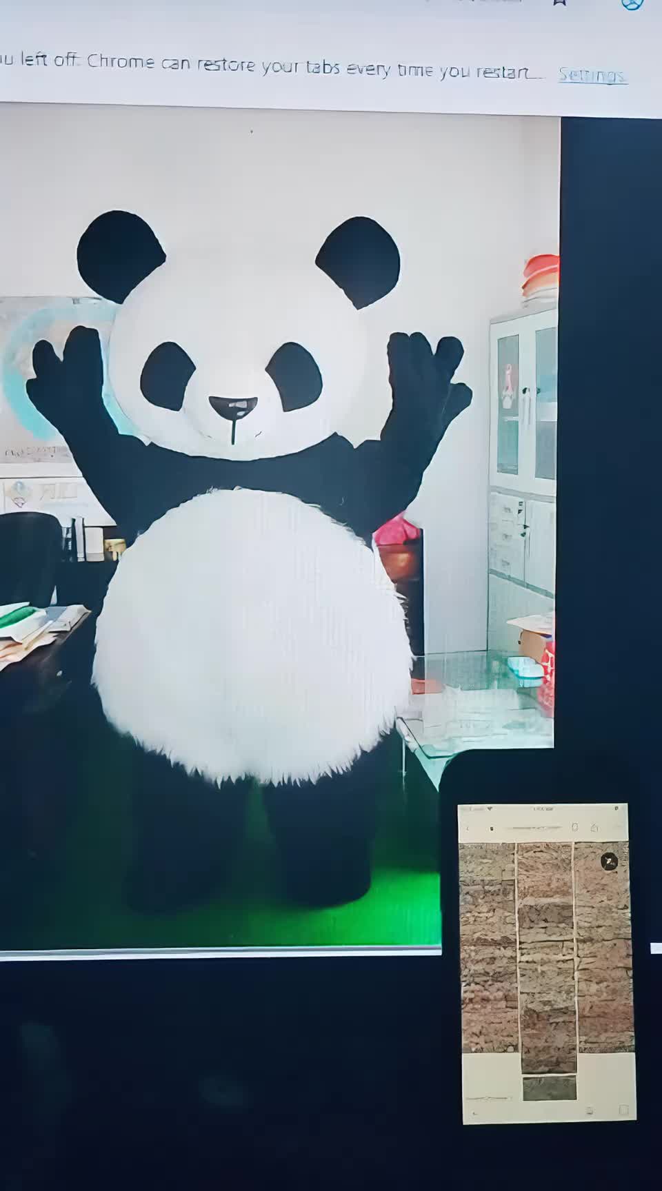 @user939950477084