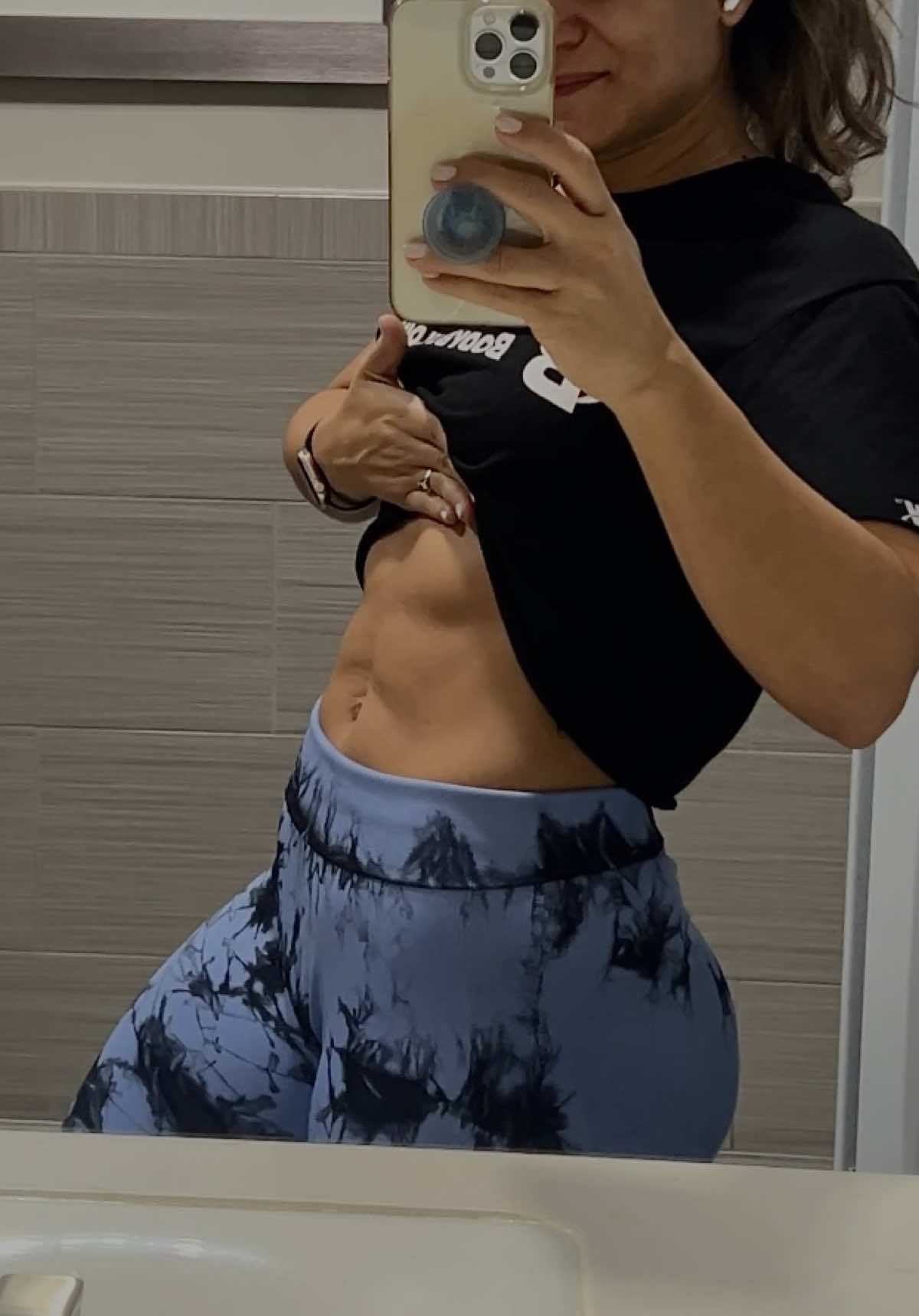 @Mor| Glute & Postpartum Coach