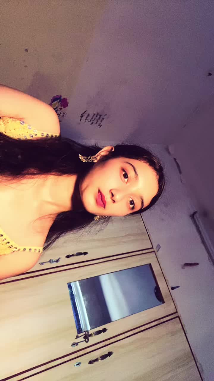 @Abishaa.a_