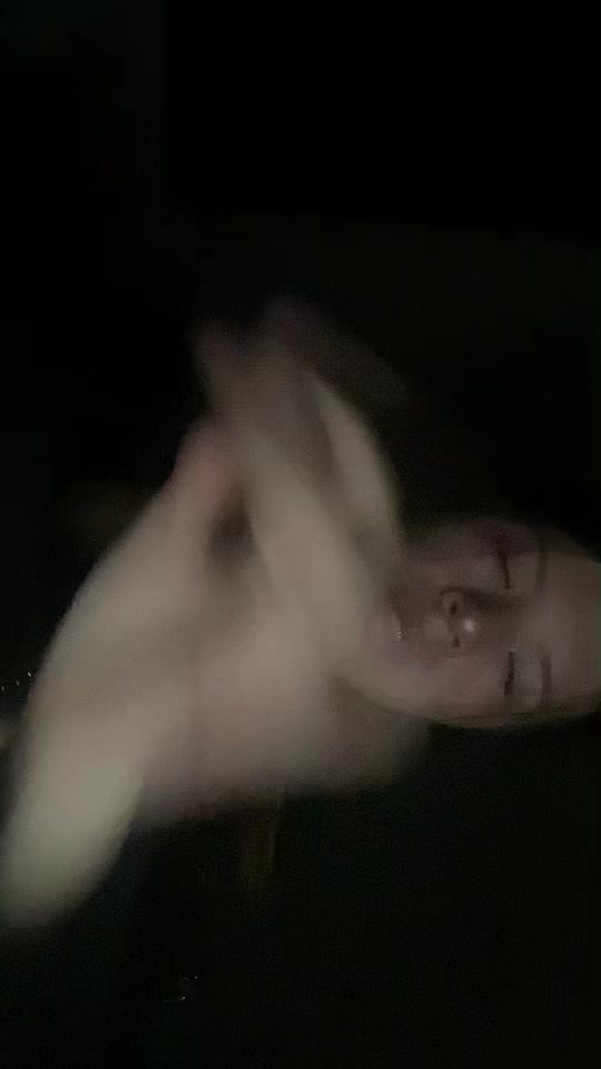 @Jhoselyn