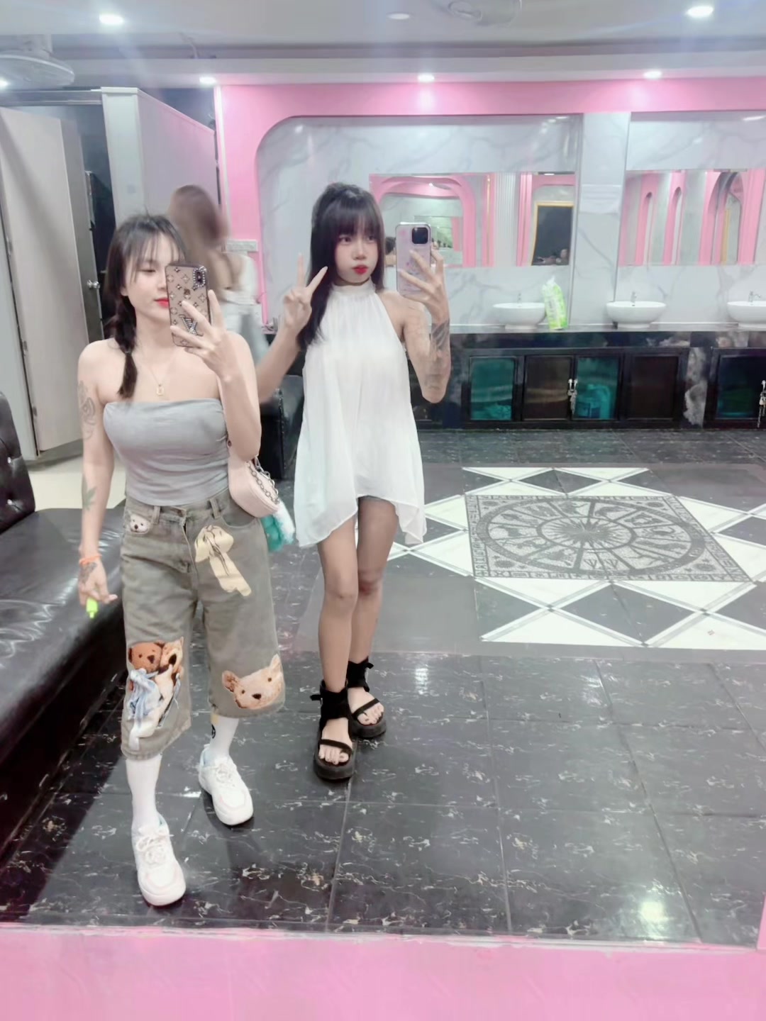 @เจ น้อย สายปาร์ตี้💚🎀