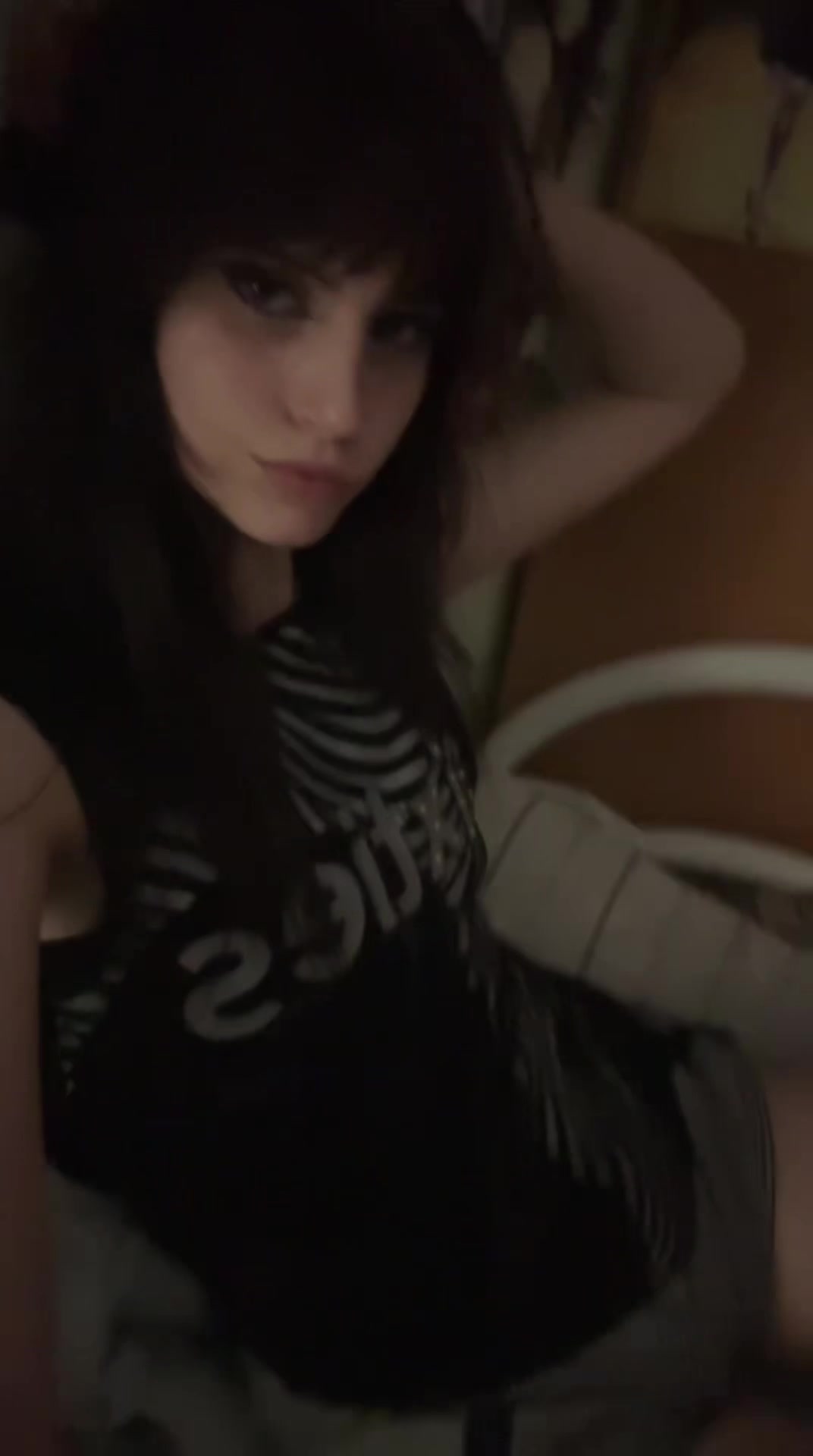 @×_×