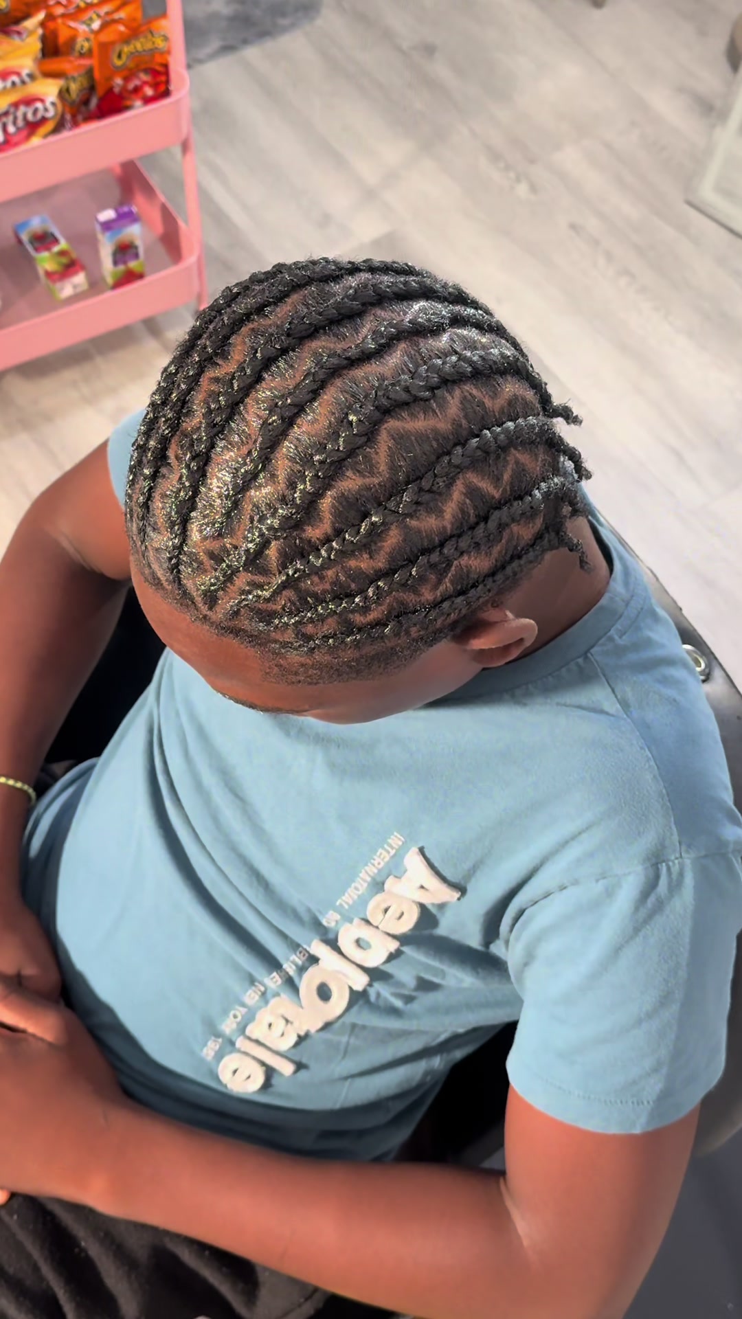 @Cape Cod Hairstylist ๐๐ฝโ๏ธ
