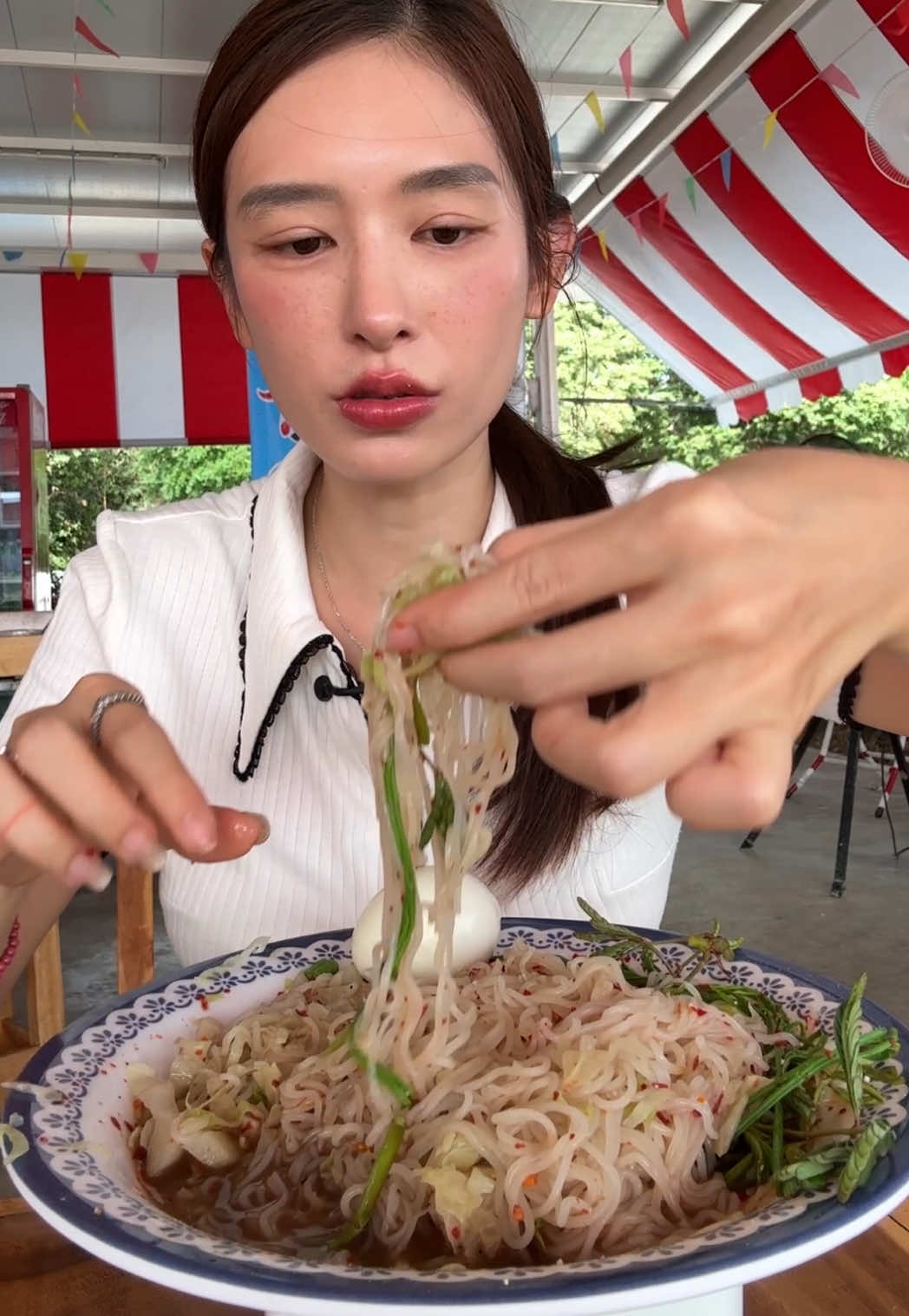 @Chelee เชลี