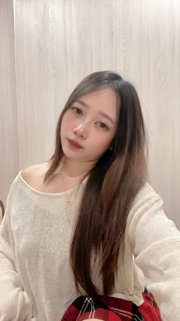 @Yessy 🕊