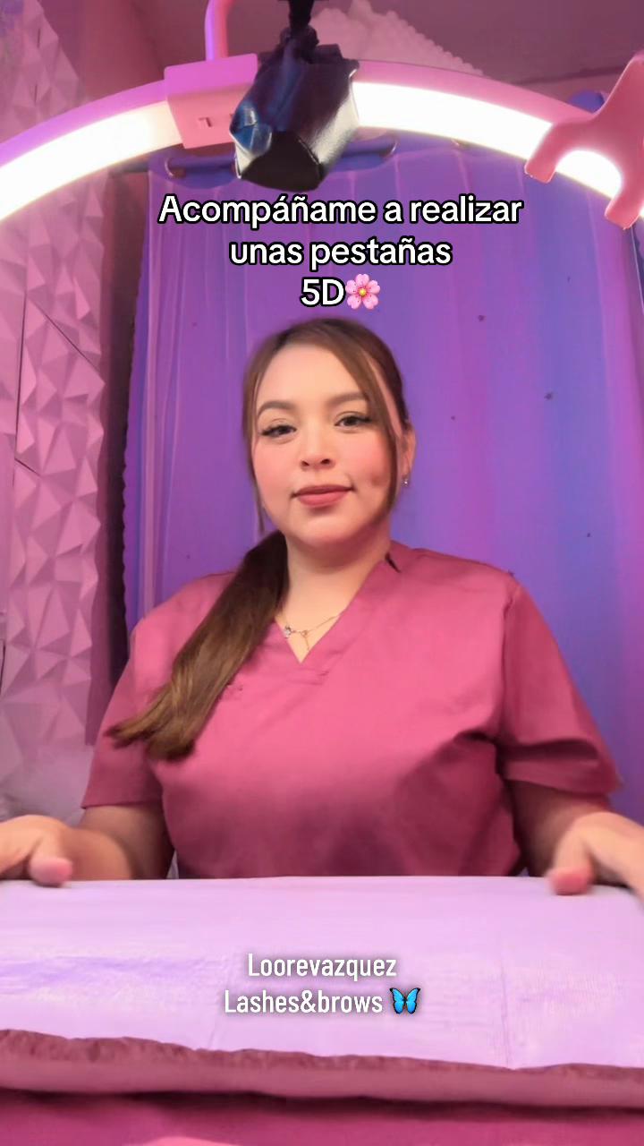 @🦋Loore Vazquez🦋
