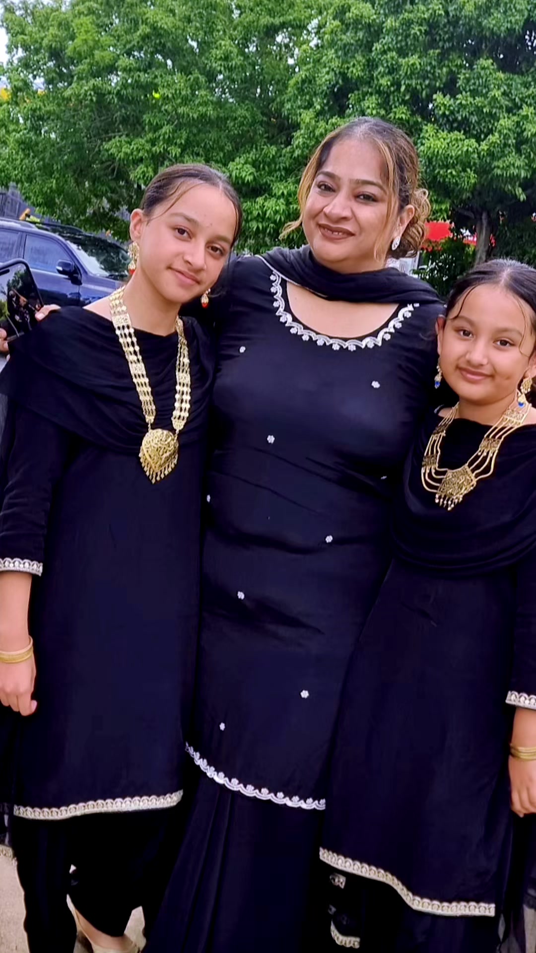 @⭐️Sandhusisters⭐️