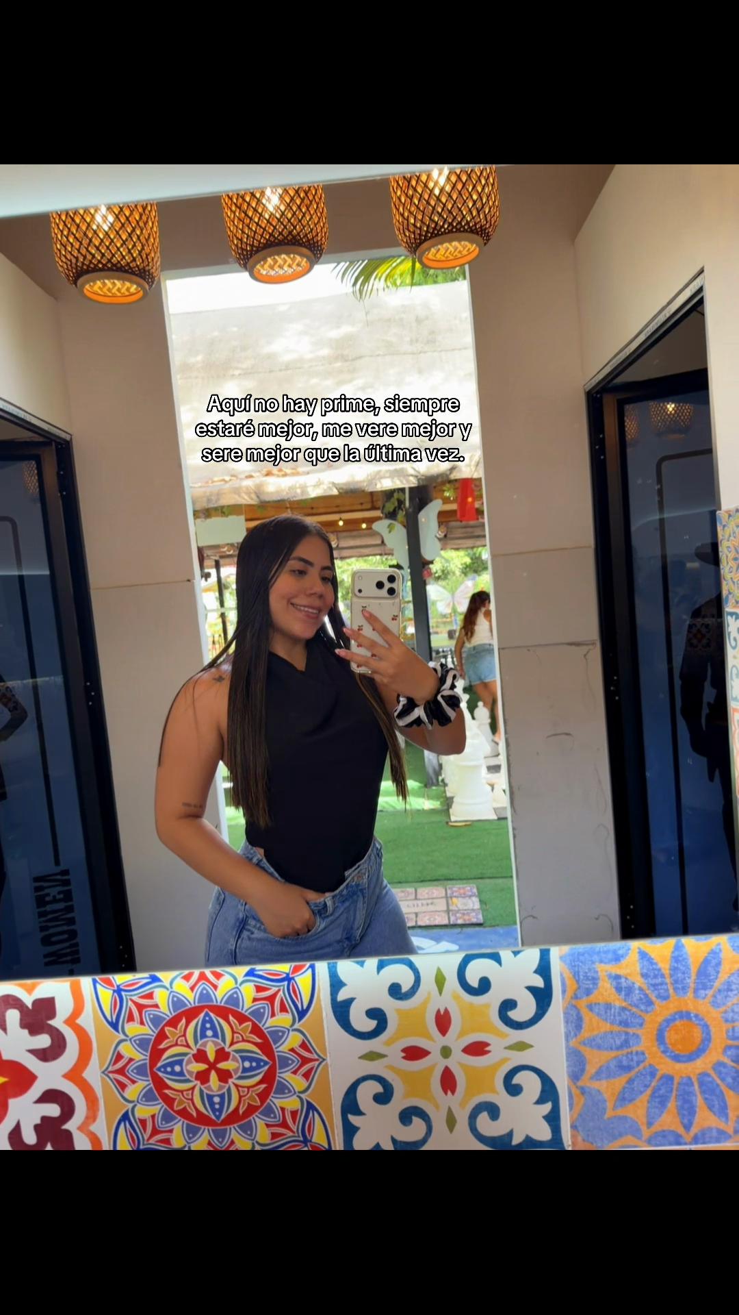 @𝓜𝓸𝓷𝓲🦋