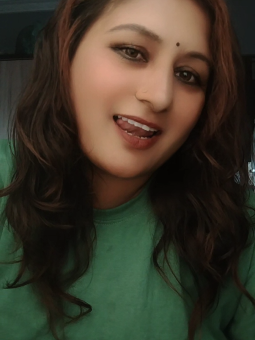 @kopila Siwakoti(Singer)