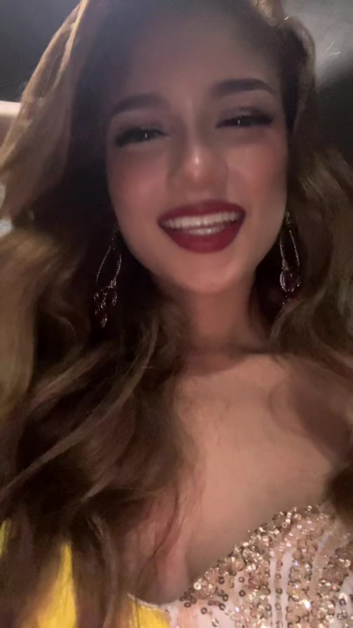 @Vivianaa