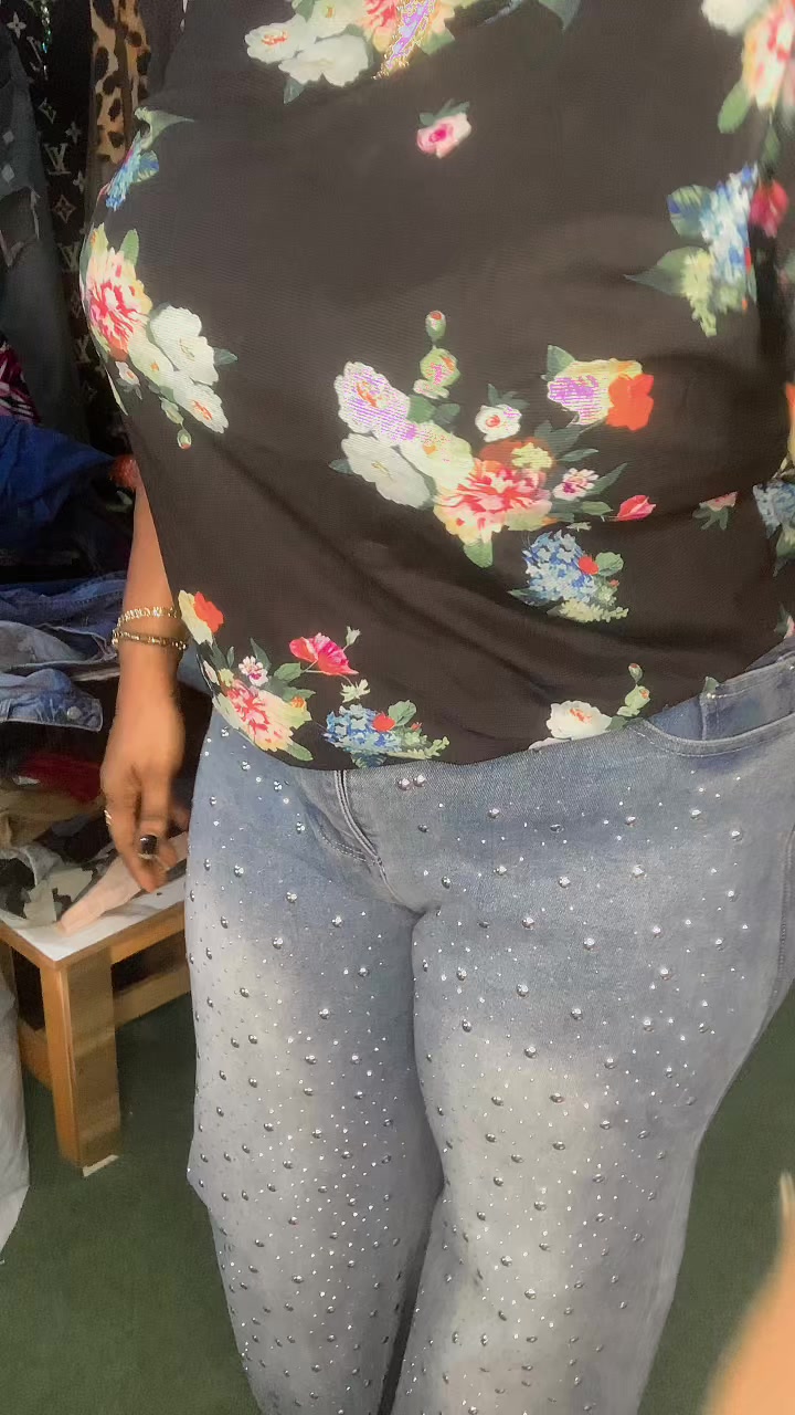 @IYESOGIE❤️🧡😊