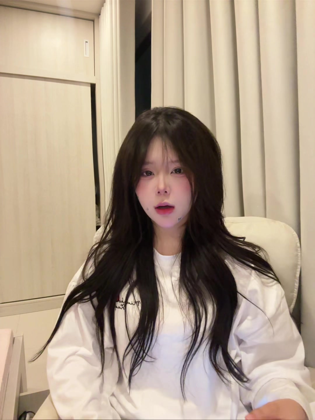 @Diệu Linh 🐿️🤎