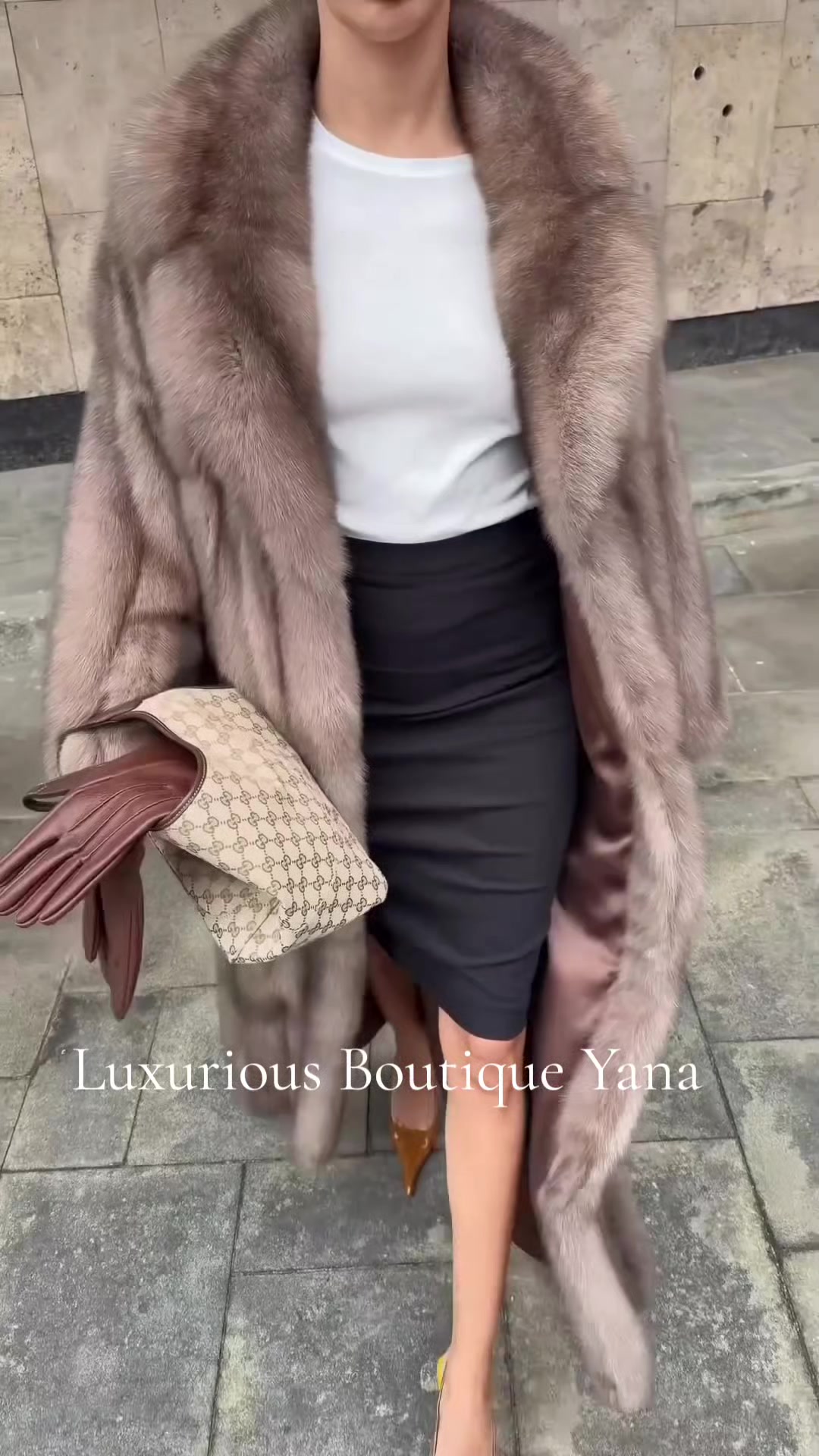 @Luxurious Boutique Yana