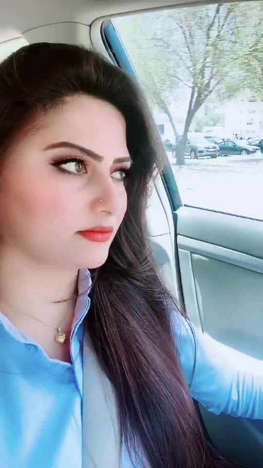 @🦋 Sabi Rajauria 🦋