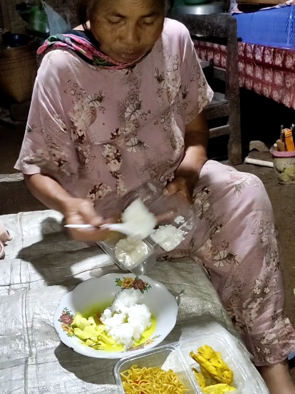 @Sinoman Njayan
