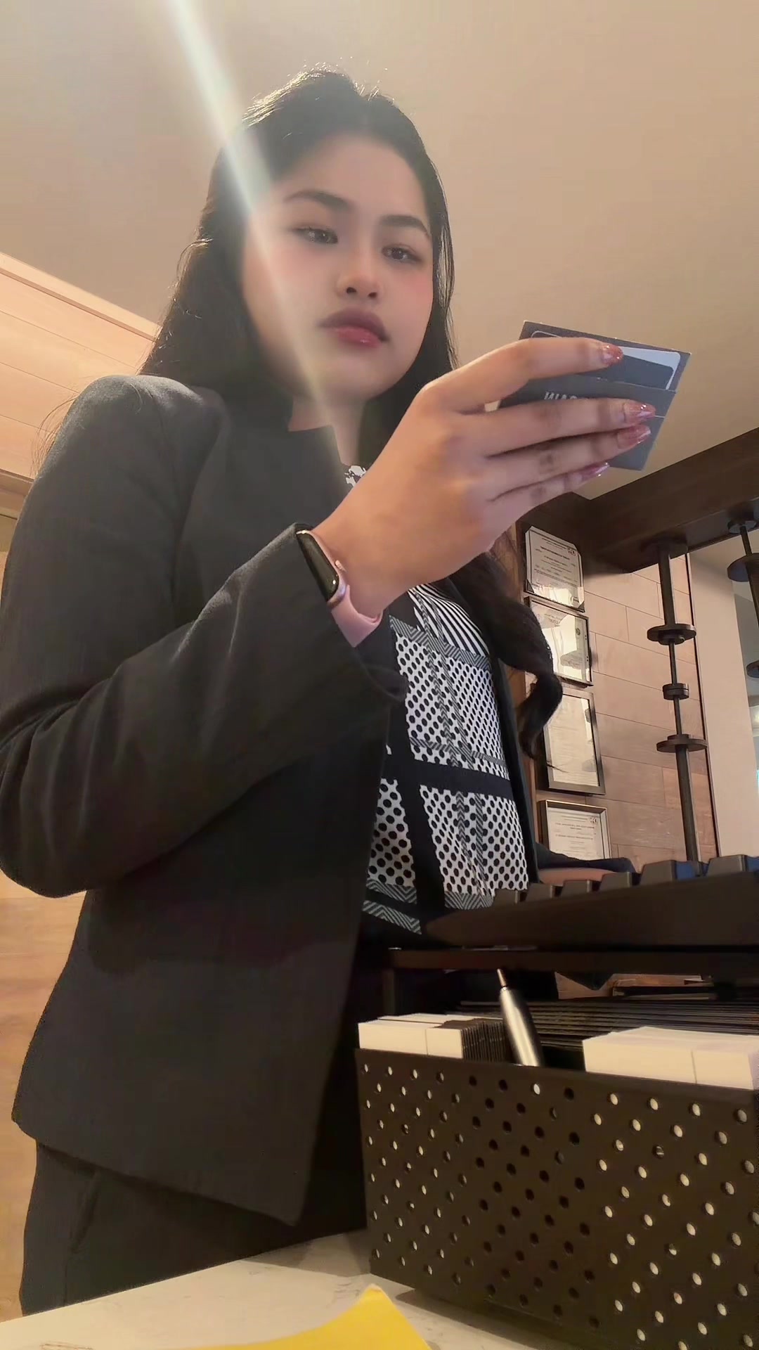 @Mei | frontdesk🇺🇸