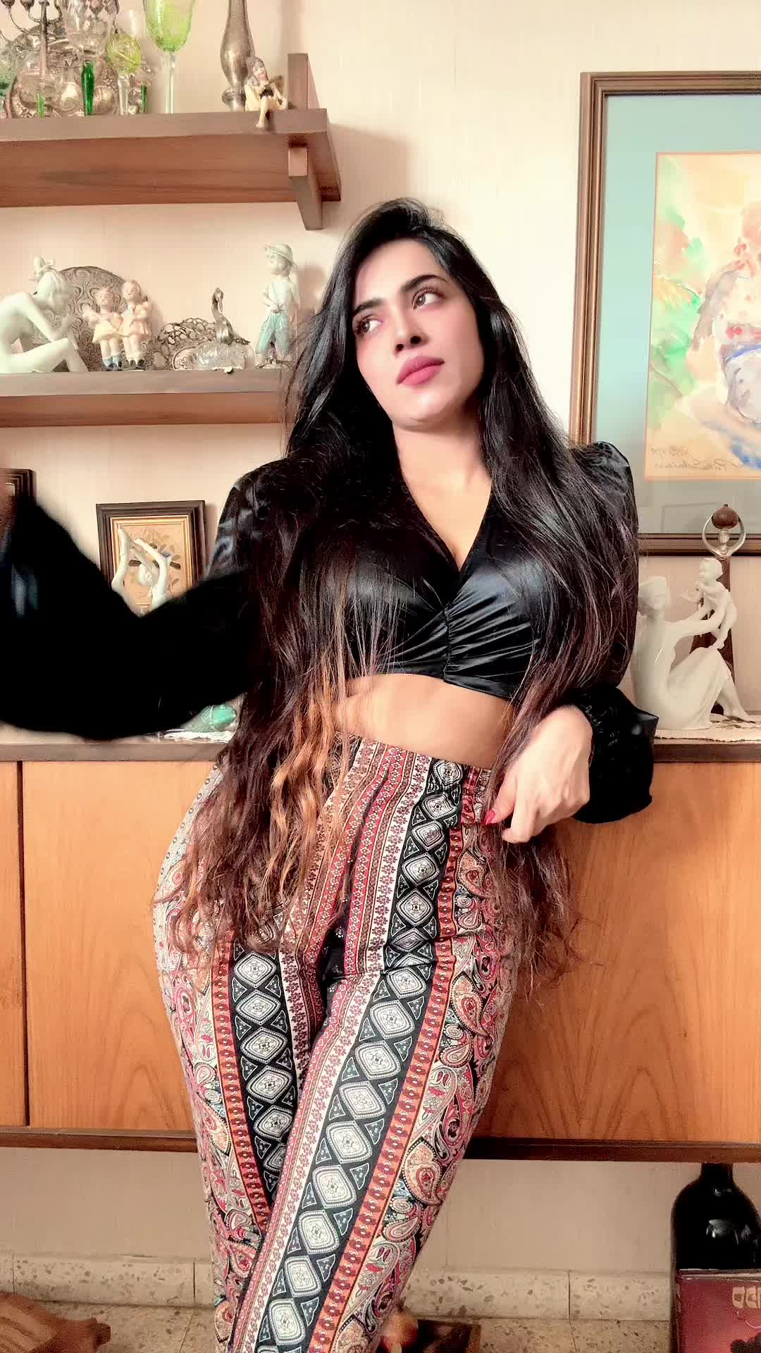 @Naisha