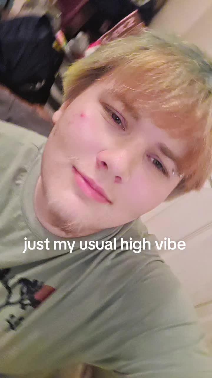 @Bugs✨️
