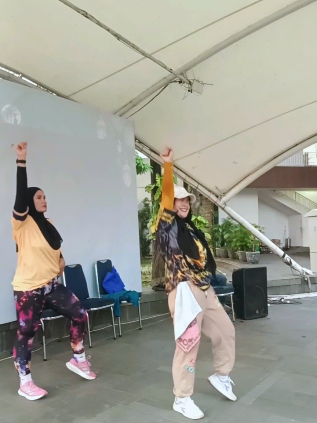 @Nisa Zumba