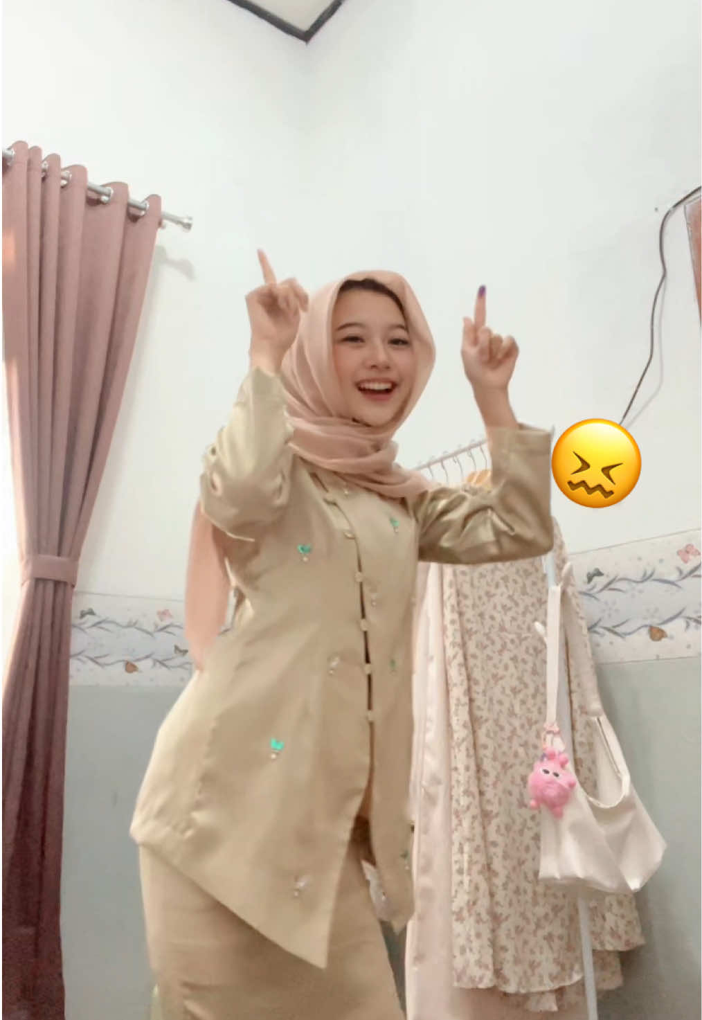 @Ivy Cntk.