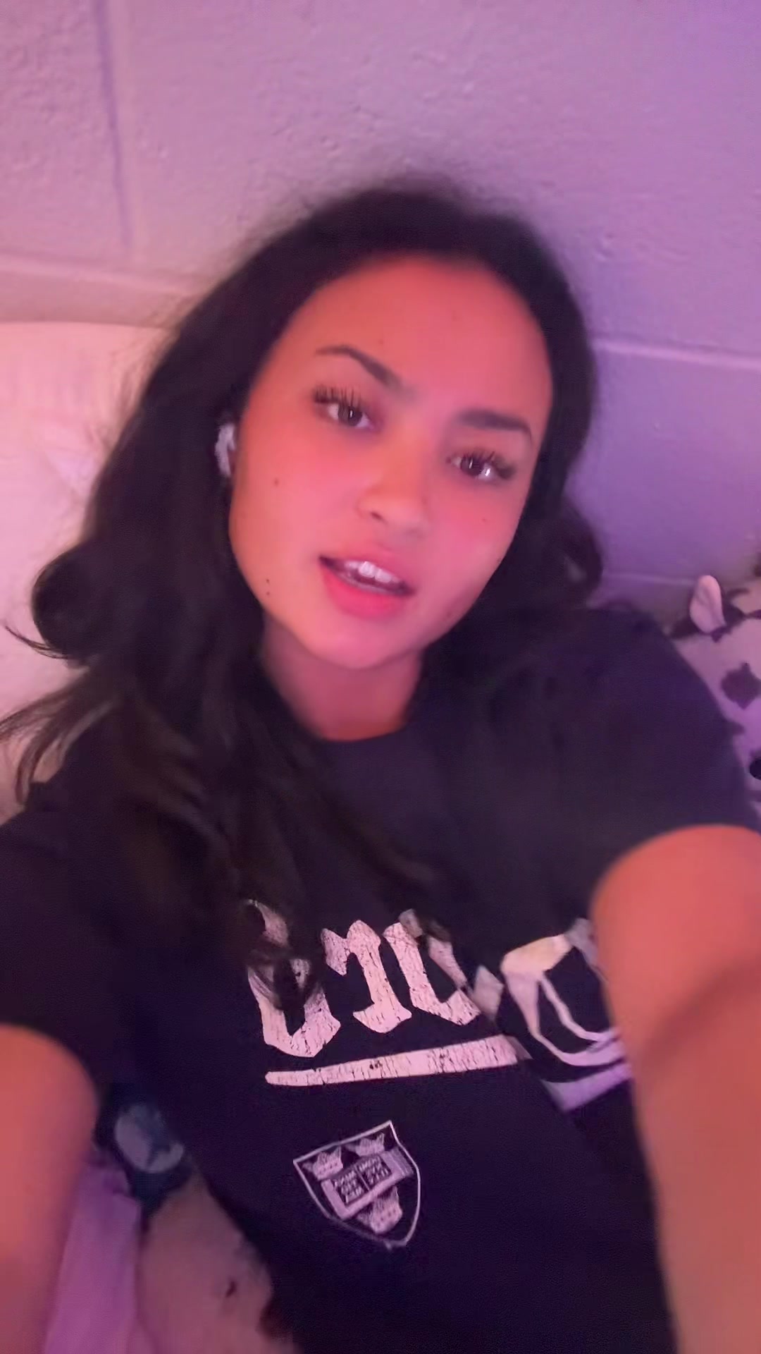 @clarabella1888