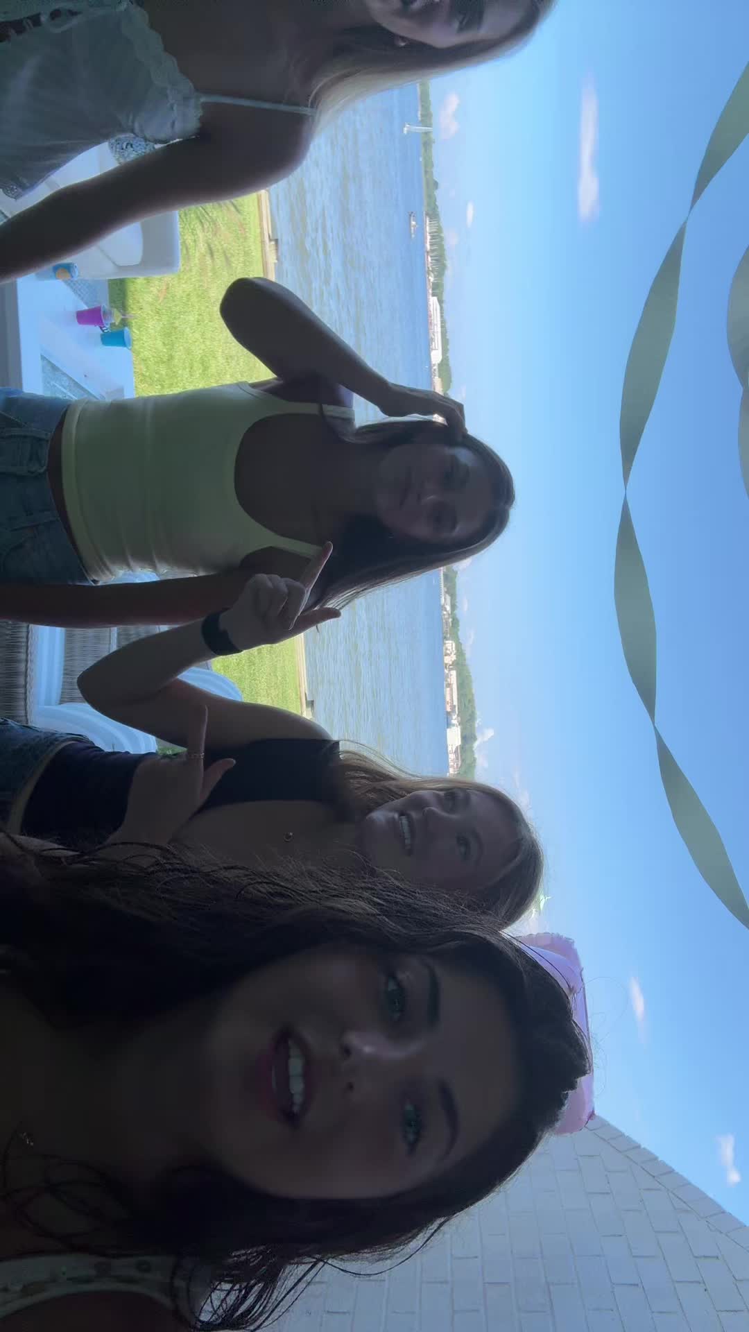 @🕺🔥✌️😛