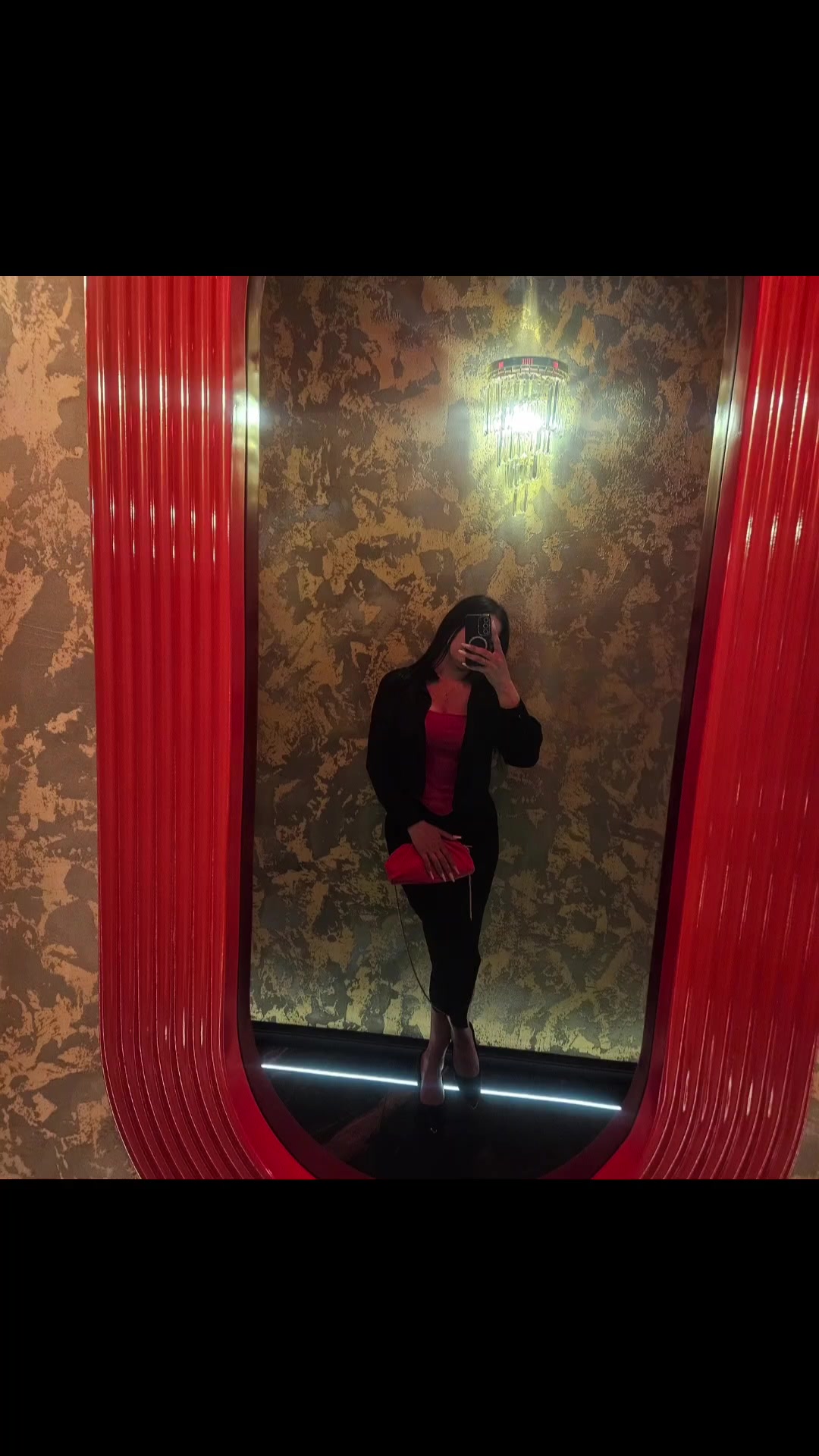 @Ay_lin_015