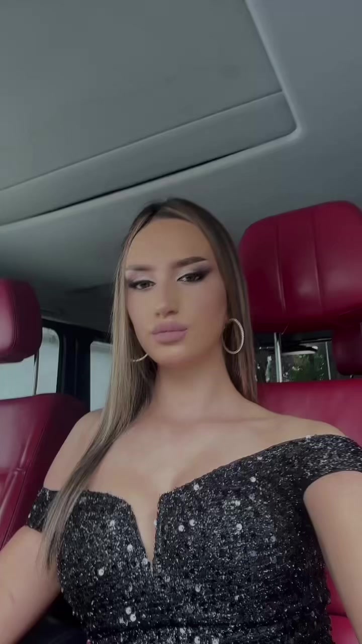 @𝓳𝓮𝓵𝓮𝓷𝓪 𝓵𝓸𝓿𝓻𝓲𝓬