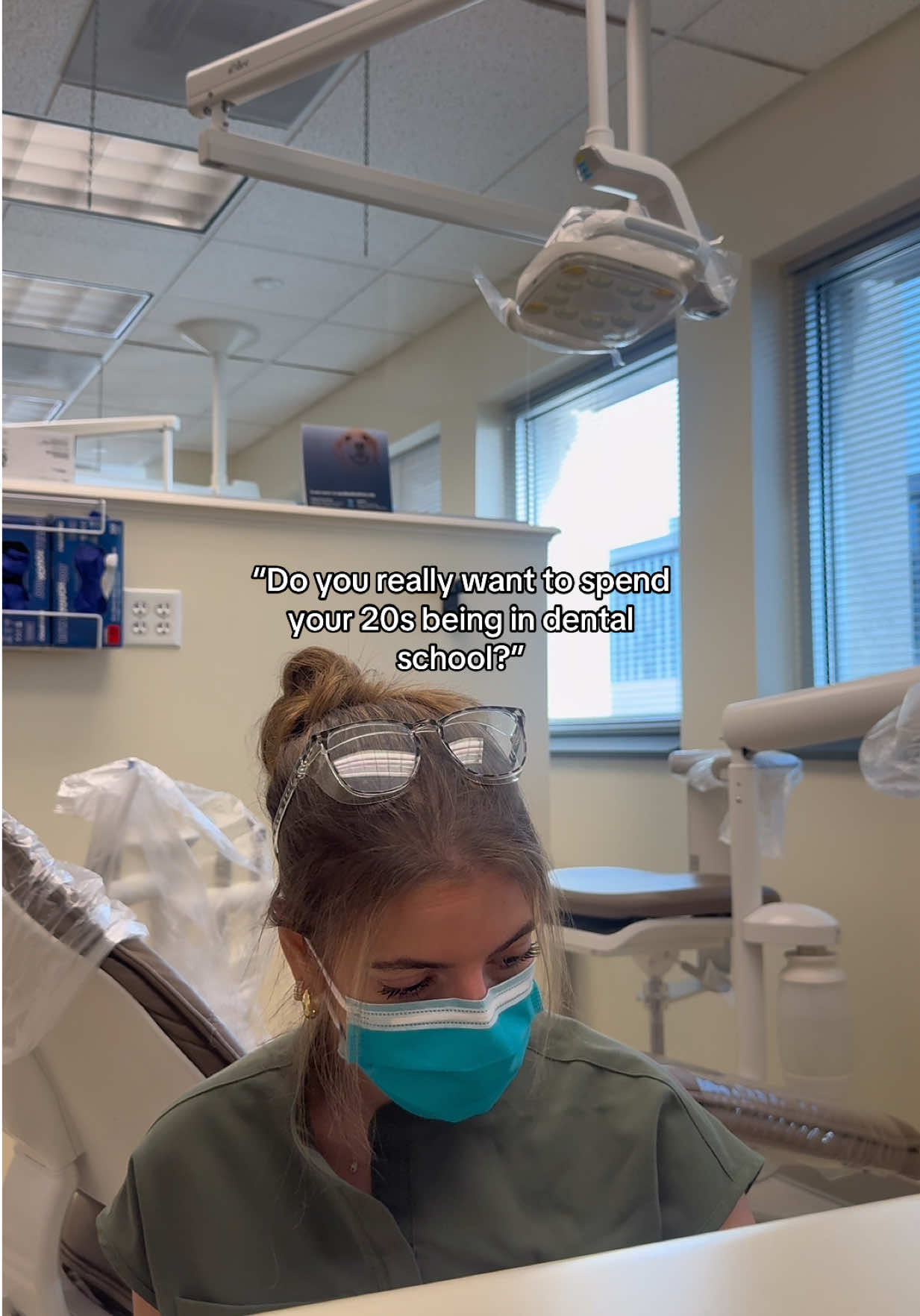 @em | dental student ☆