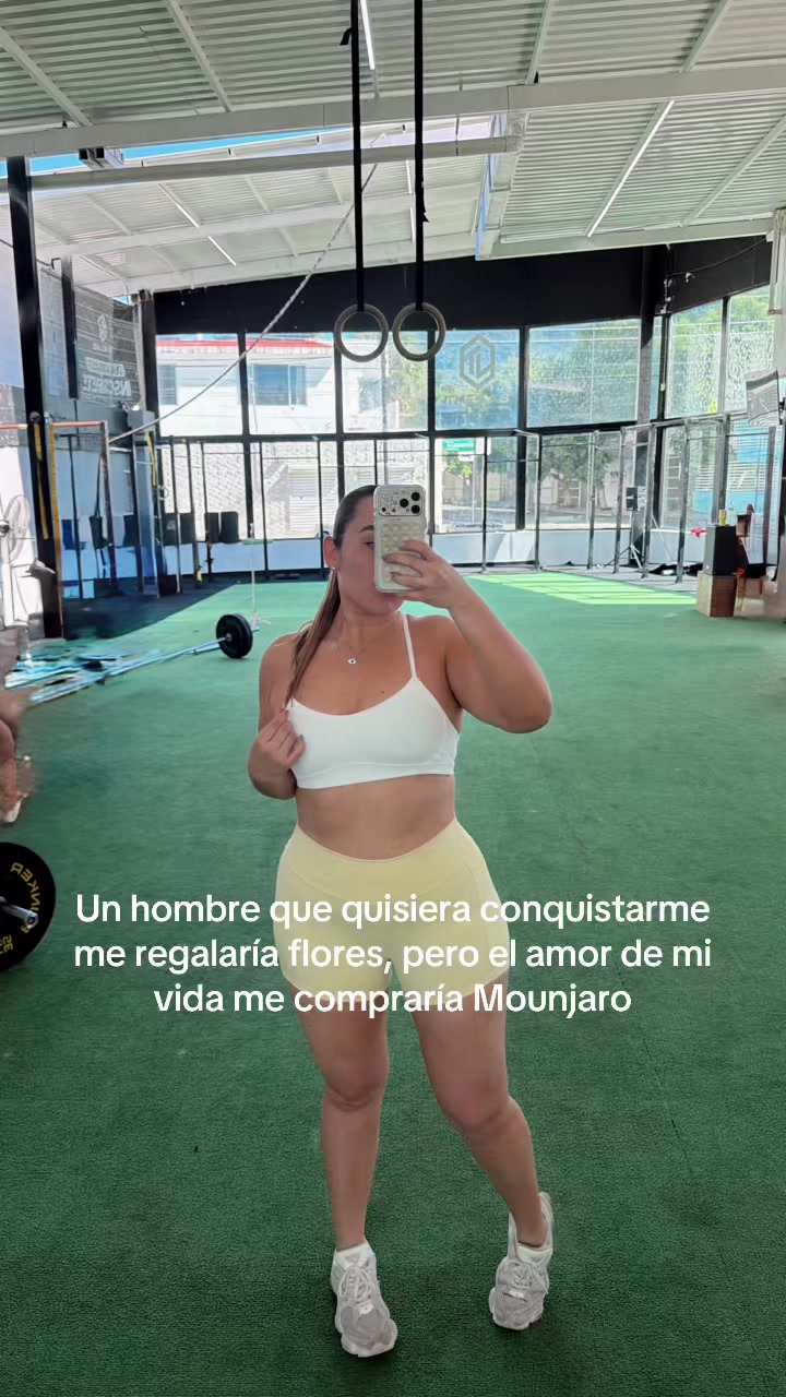 @Salma López