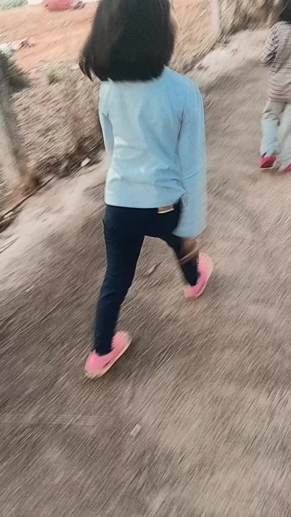 @alinelimas