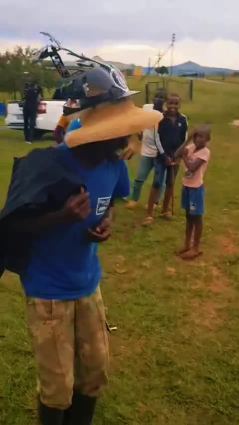 @LoyisoJr
